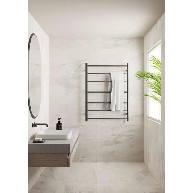 NERO - Heated Towel Ladder